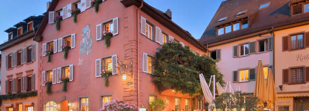 Der Lwen in Staufen mit Haus Goethe in Staufen im Breisgau