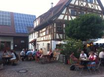 Restaurant Weinstube Entaklemmr in Riederich